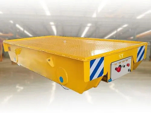 4 carros da trilha de estrada de ferro das rodas, distância entre o eixo dianteira e traseira elétrica de Ton Load Capacity 7000mm do carro liso 15